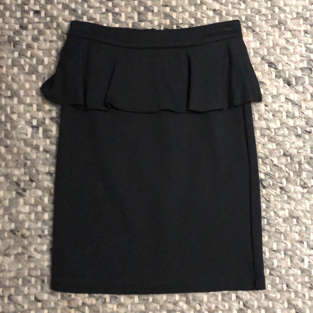 Alice & Olivia employed (professional line)